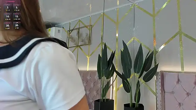 Lola saenz  online show from 02-18-26, 11:50