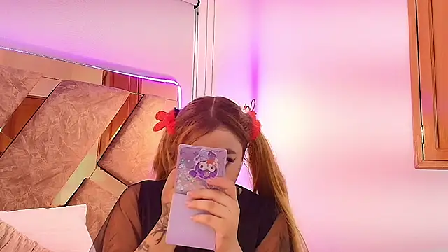 Snapshot of emma_cook_ chatting on 11-27-25, 08:44 emma cook online show from 11-27-25, 08:44