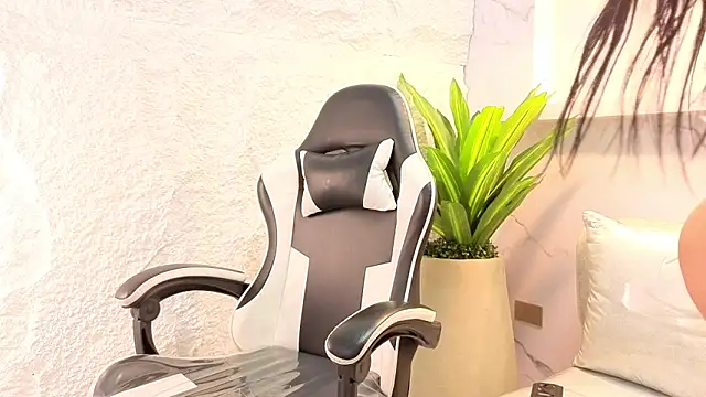 Snapshot of electra_wildtp chatting on 12-04-25, 07:22 electra wildtp online show from 12-04-25, 07:22