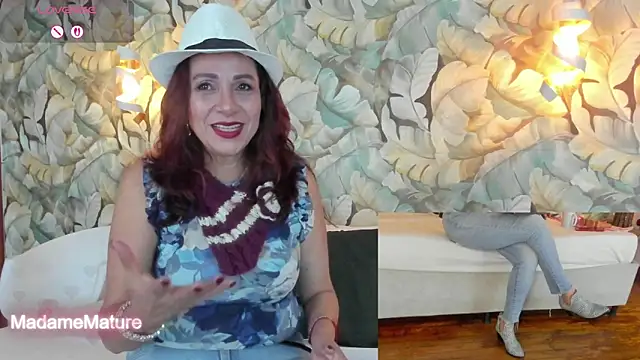 Snapshot of Madame_Angelic_1 chatting on 12-03-25, 03:58 Madame Angelic 1 online show from 12-03-25, 03:58