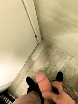 Razvan696969 online show from 02-16-26, 07:21