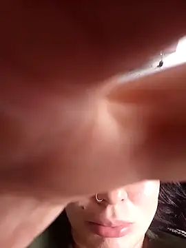 Snapshot of __Aysha chatting on 12-02-25, 08:04 Aysha online show from 12-02-25, 08:04