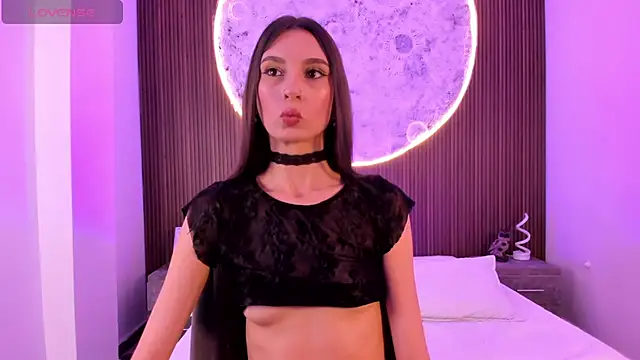 IvannaVolk  online show from 01-10-26, 04:58