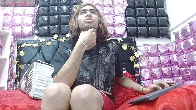 Snapshot of andresdark_07 chatting on 12-14-25, 03:12 andresdark 07 online show from 12-14-25, 03:12