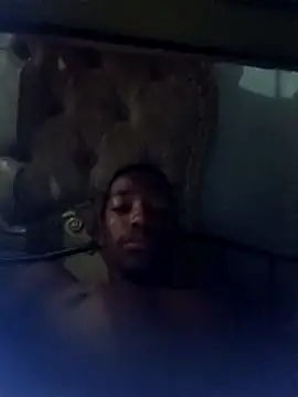 Cuteyuuboy2086 online show from 11-28-25, 08:17