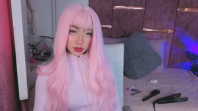 Snapshot of amberthangelss chatting on 12-15-25, 12:53 amberthangelss online show from 12-15-25, 12:53