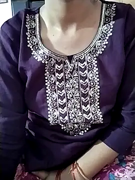 RASHMI SHARMA9 online show from 04-07-26, 05:19