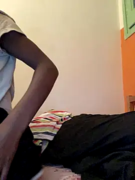 Snapshot of ___Hannah___ chatting on 12-14-25, 09:25 Hannah online show from 12-14-25, 09:25