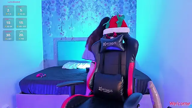 Snapshot of Anthonela_art chatting on 12-17-25, 01:28 Anthonela art online show from 12-17-25, 01:28