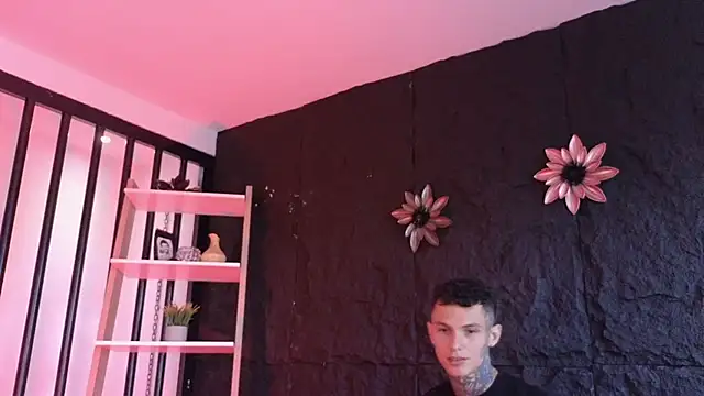 Paulo 527 online show from 01-09-26, 09:27