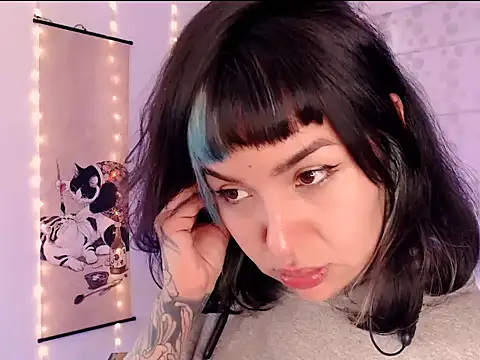 Snapshot of justmartina_ chatting on 02-24-26, 12:25 justmartina online show from 02-24-26, 12:25