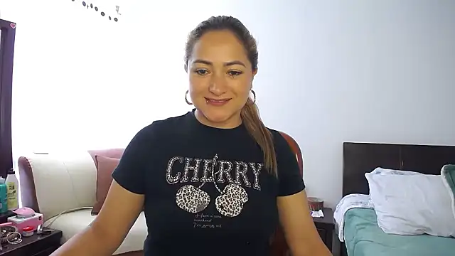 Snapshot of ximenaxcite19 chatting on 01-16-26, 01:37 ximenaxcite19 online show from 01-16-26, 01:37