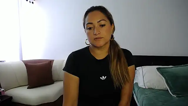 Snapshot of ximenaxcite19 chatting on 02-02-26, 01:10 ximenaxcite19 online show from 02-02-26, 01:10