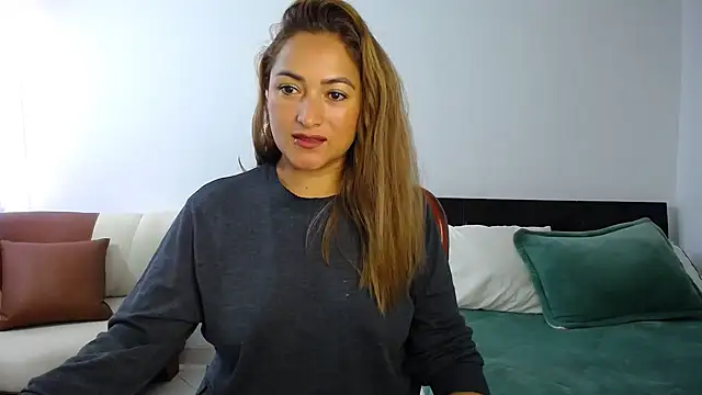 Snapshot of ximenaxcite19 chatting on 02-13-26, 01:18 ximenaxcite19 online show from 02-13-26, 01:18