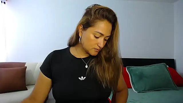 Snapshot of ximenaxcite19 chatting on 02-23-26, 01:30 ximenaxcite19 online show from 02-23-26, 01:30