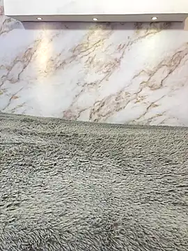 Dakota ferreti  online show from 12-18-25, 09:32