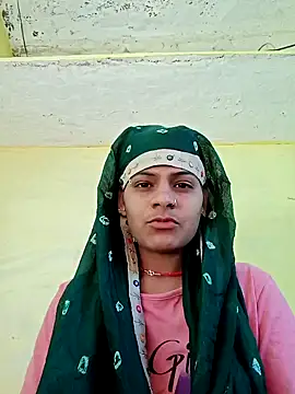 Snapshot of Janki_cute chatting on 12-18-25, 07:36 Janki cute online show from 12-18-25, 07:36