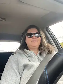 Snapshot of bea_french_curvy chatting on 02-03-26, 12:21 bea french curvy online show from 02-03-26, 12:21