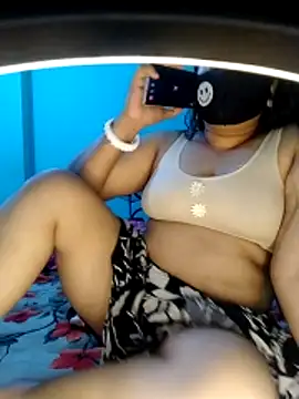 priya2098 online show from 06-16-26, 02:09