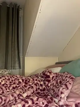 Pixie Dust 69 online show from 02-16-26, 10:17