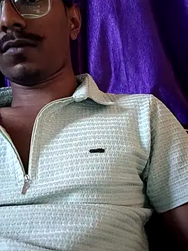 Snapshot of uk_gamer_63 chatting on 12-16-25, 07:35 uk gamer 63 online show from 12-16-25, 07:35