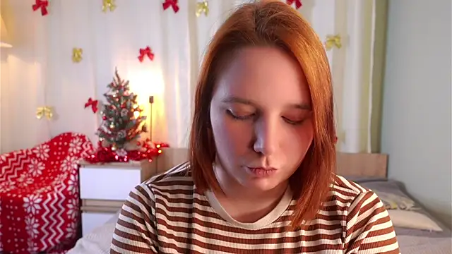 GwendaWhetham online show from 12-15-25, 11:03