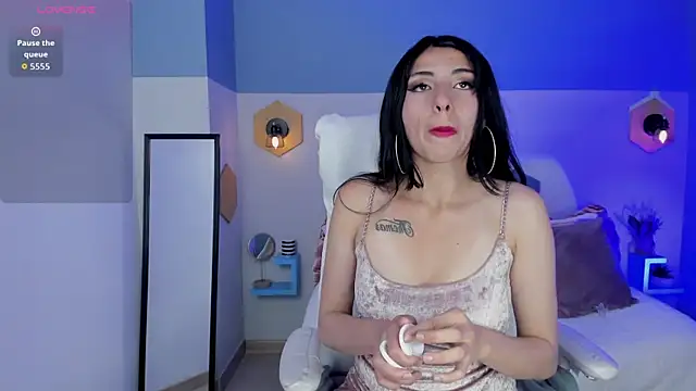 Miha Sophia  online show from 12-13-25, 09:09