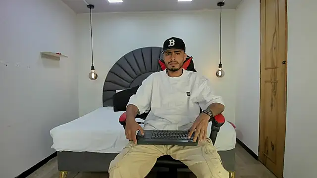 MatthewCullen online show from 01-14-26, 08:36