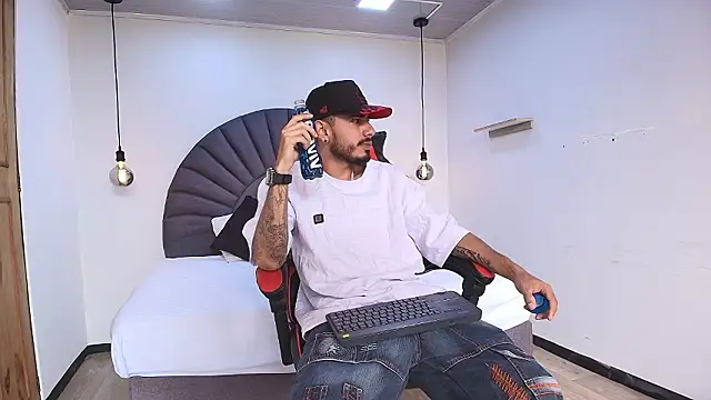 MatthewCullen online show from 02-10-26, 06:45