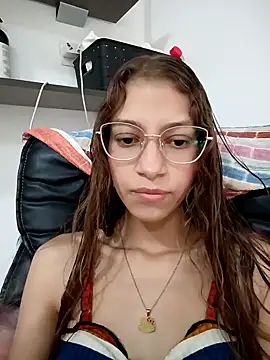 Vanneskk online show from 12-22-25, 01:30