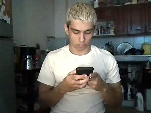 arturo  butera online show from 12-16-25, 04:12