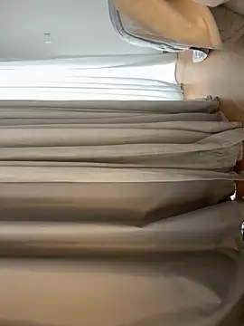 Snapshot of madlynginger chatting on 12-03-25, 12:25 madlynginger online show from 12-03-25, 12:25