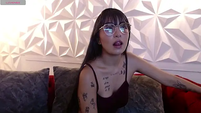 Snapshot of idk_24_ chatting on 02-10-26, 04:55 idk 24 online show from 02-10-26, 04:55