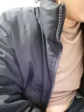 Snapshot of mimi2052 chatting on 12-04-25, 12:03 mimi2052 online show from 12-04-25, 12:03