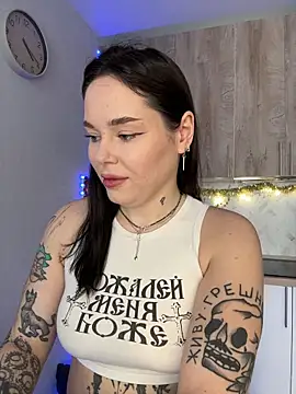 Snapshot of EvaNoirrr chatting on 12-04-25, 06:23 EvaNoirrr online show from 12-04-25, 06:23