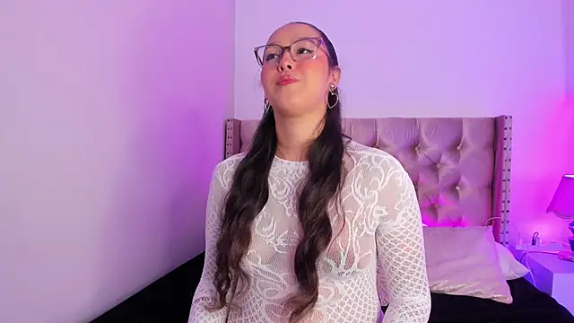  AmyAdams  online show from 01-15-26, 05:12