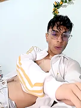 2 milo verus 4 online show from 01-05-26, 09:18