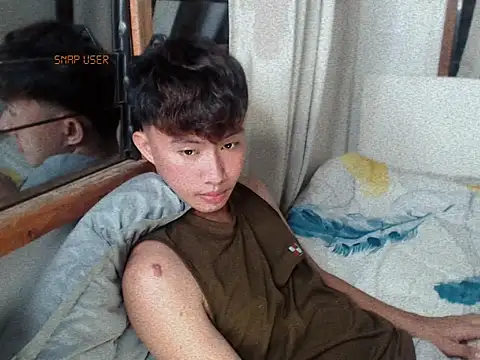 Snapshot of asiantwink0000 chatting on 12-02-25, 03:29 asiantwink0000 online show from 12-02-25, 03:29