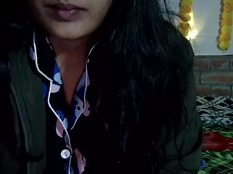 Snapshot of Hot_Princess2000 chatting on 12-17-25, 06:52 Hot Princess2000 online show from 12-17-25, 06:52