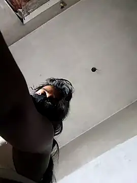 pooja199 online show from 01-12-26, 06:24