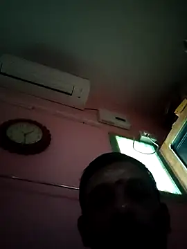 Snapshot of smgrtamil chatting on 12-01-25, 07:46 smgrtamil online show from 12-01-25, 07:46