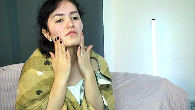 GilmaFaurot online show from 12-03-25, 10:46