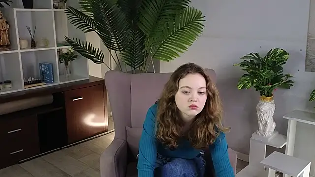 Snapshot of MarilynDibartolo chatting on 11-30-25, 12:31 MarilynDibartolo online show from 11-30-25, 12:31