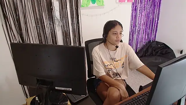 Aria-sexxx online show from 12-04-25, 04:27