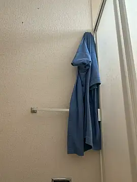 Charlyy1703 online show from 04-16-26, 03:57