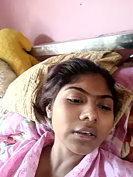 Snapshot of Cute_diya023 chatting on 02-28-26, 05:19 Cute diya023 online show from 02-28-26, 05:19