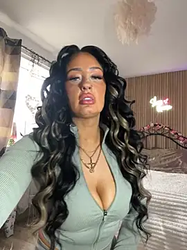 Lolaxox  online show from 01-19-26, 11:47