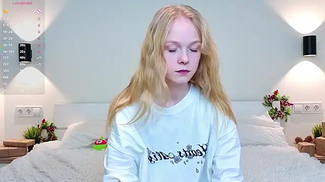 GhisllaineWestler online show from 02-10-26, 06:17