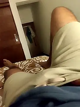 Snapshot of mrwhoti chatting on 03-01-26, 06:43 mrwhoti online show from 03-01-26, 06:43