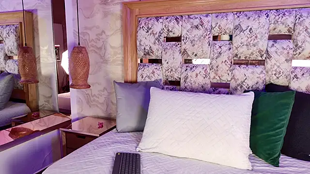 emily dempsey online show from 02-12-26, 07:09